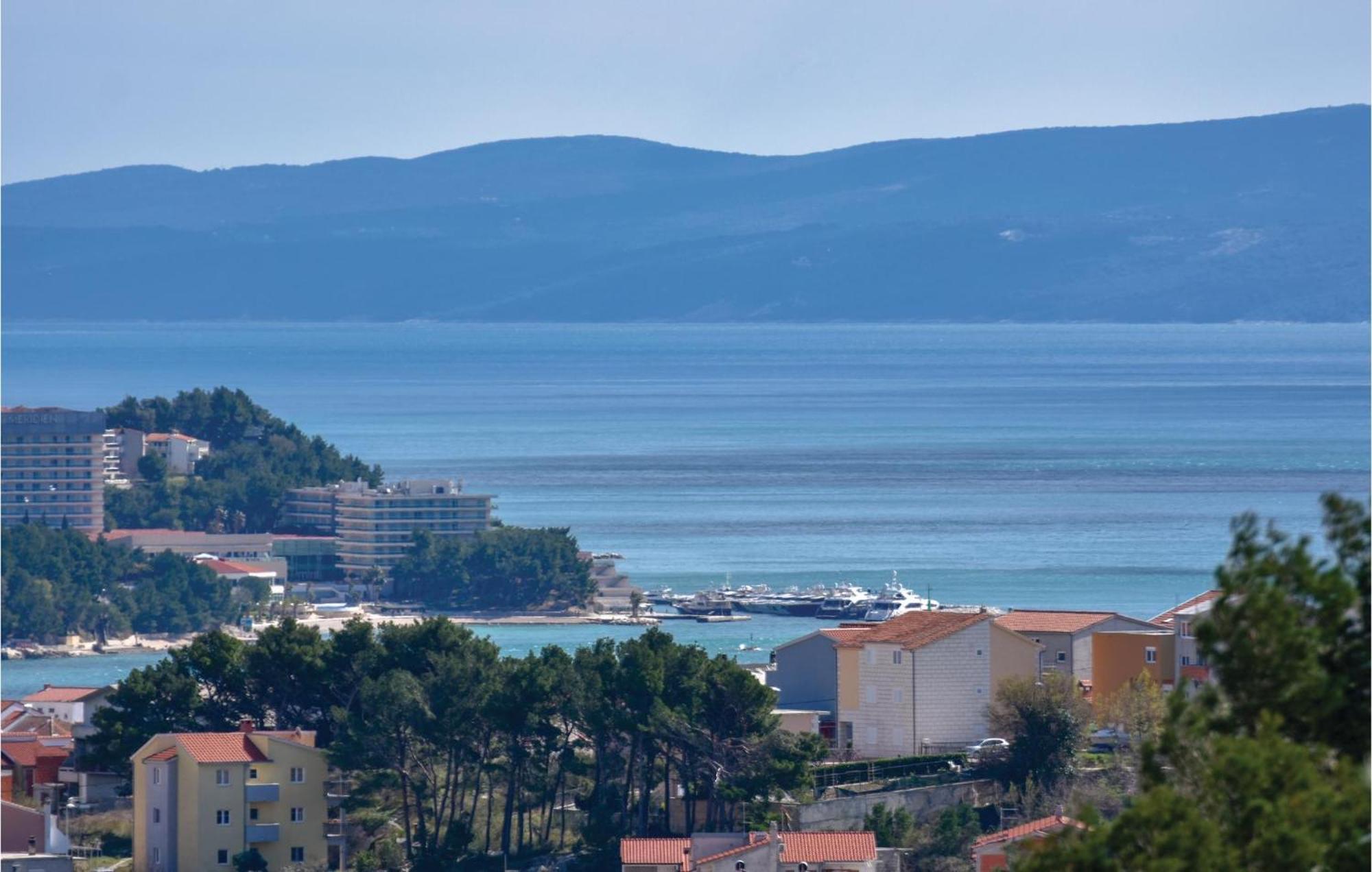 Lovely Home In Split With Jacuzzi Ngoại thất bức ảnh